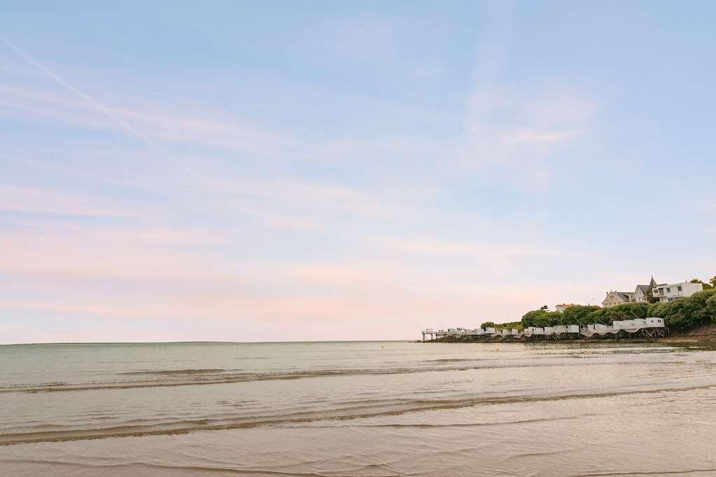 Hotel The Originals Miramar, Royan Pontaillac Exterior photo