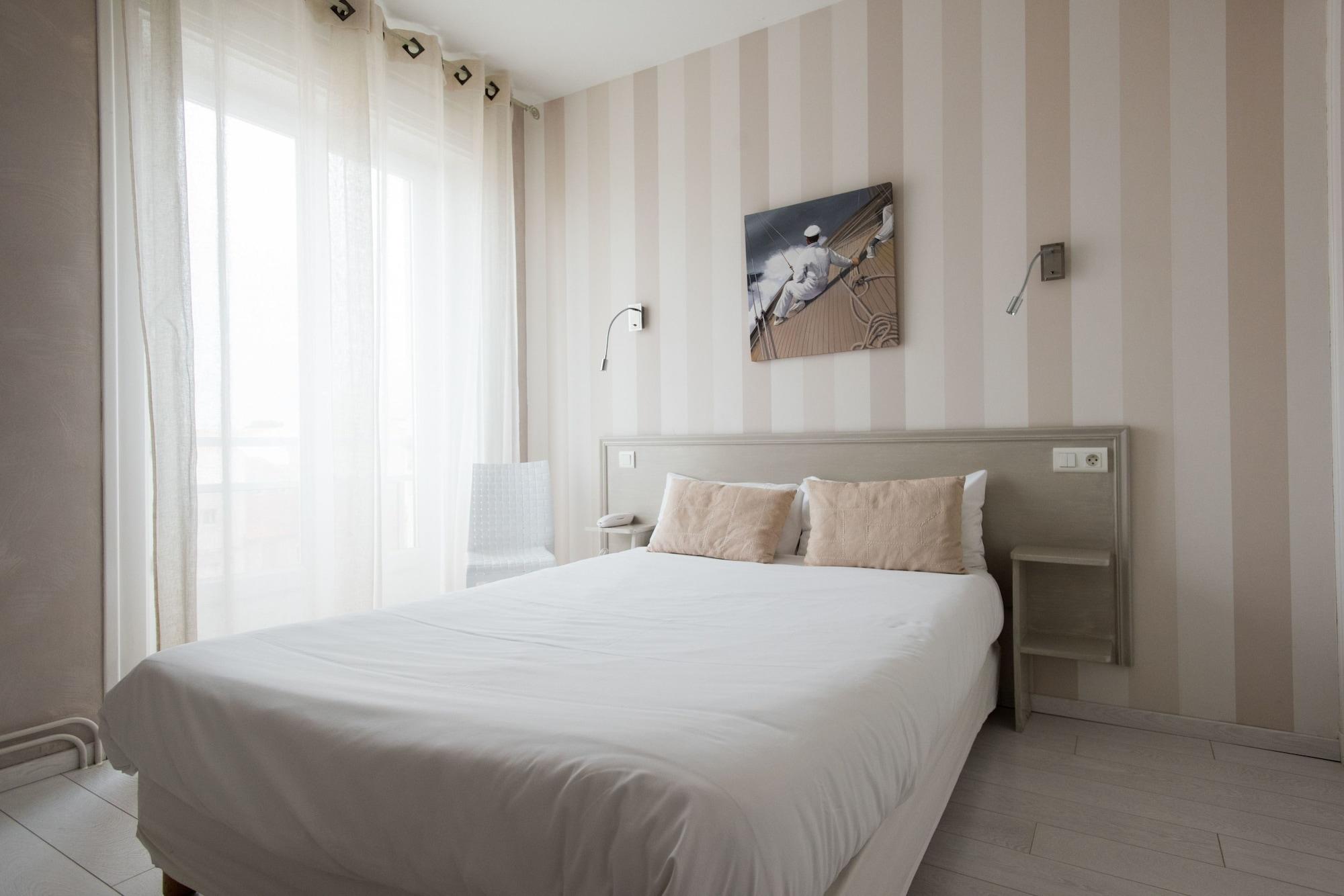 Hotel The Originals Miramar, Royan Pontaillac Exterior photo