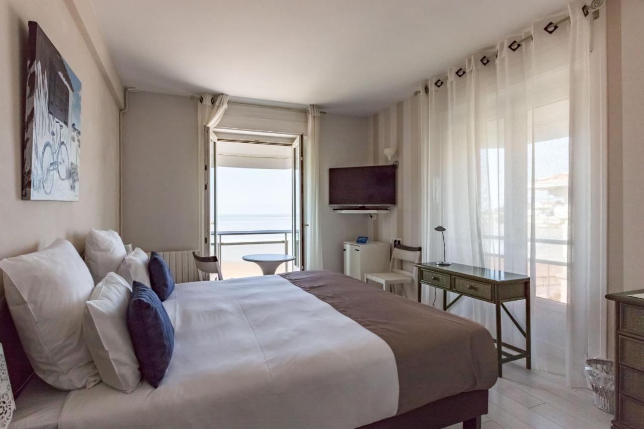 Hotel The Originals Miramar, Royan Pontaillac Exterior photo